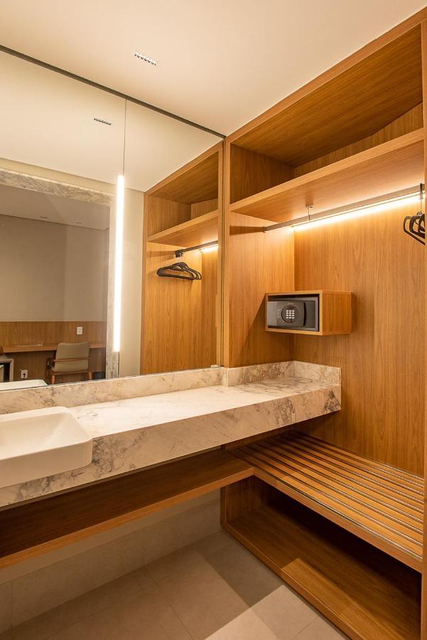 Amazon Aeroporto Hotel Cuiabá Dış mekan fotoğraf